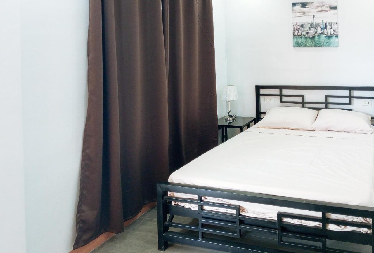 Kris And Frans Inn Davao Экстерьер фото